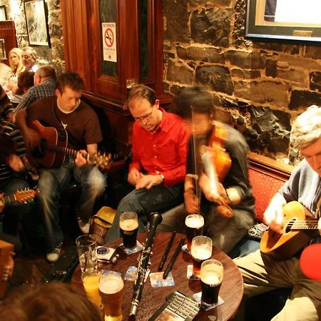 Sliabh Liag Inn Carrick  Dış mekan fotoğraf